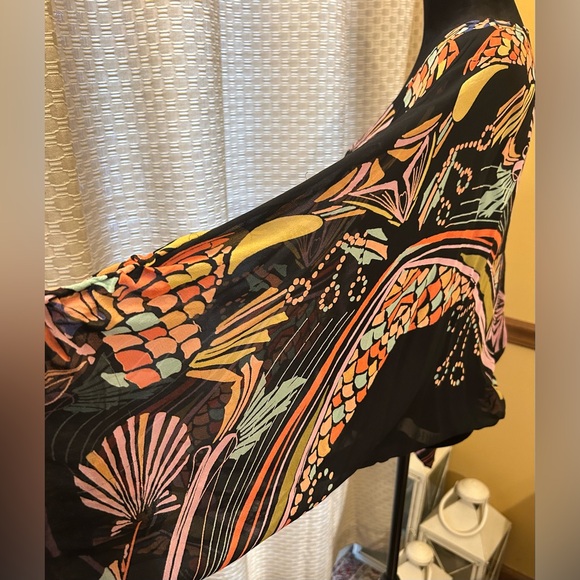 Free People “Beneath the Sea” Batman Wing Top Blouse - Picture 8 of 16